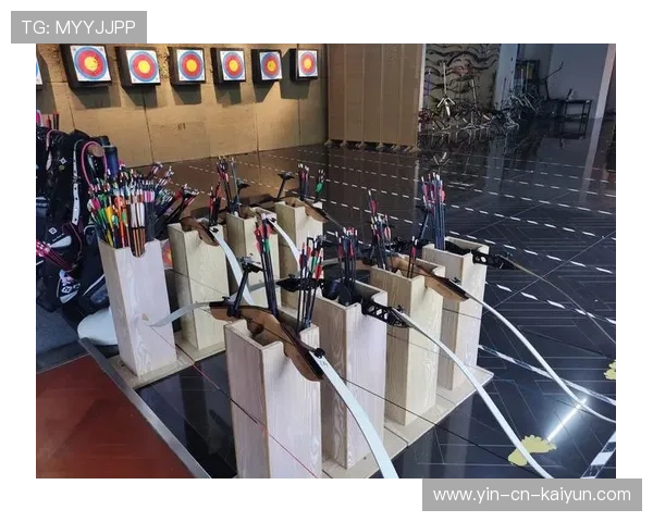 射箭俱乐部加强青少年训练营的器材保养与安全检测制度，射箭训练班